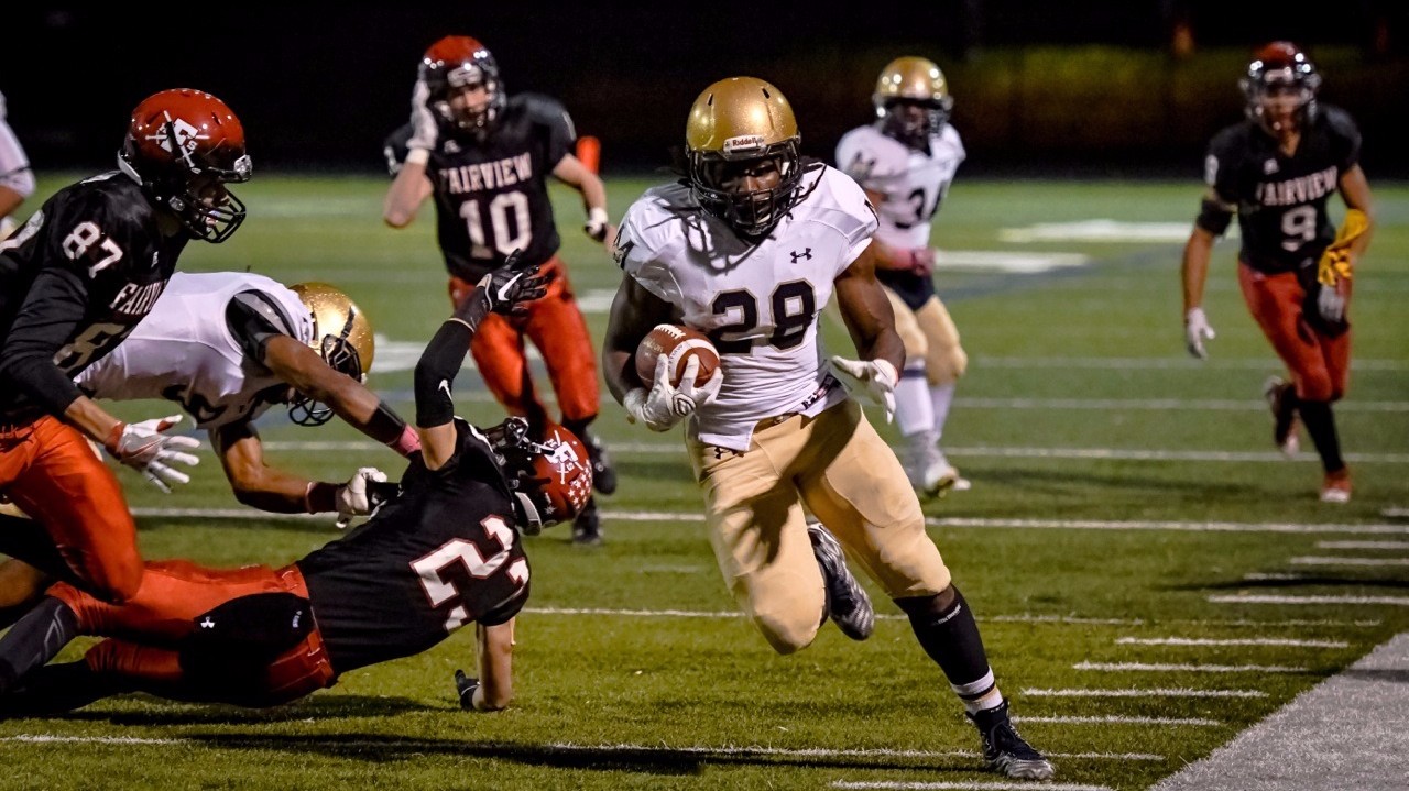 Mullen huge deficit to defeat Fairview 3730